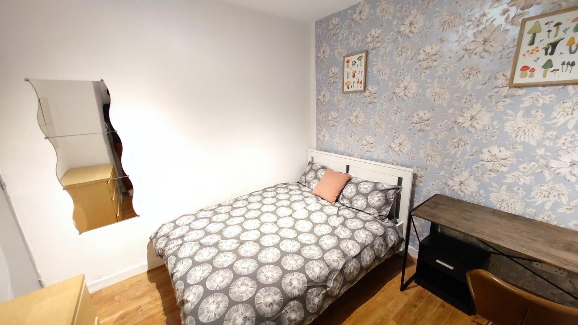Spacious Flat With 2 To 3 Bedrooms In Central لندن المظهر الخارجي الصورة
